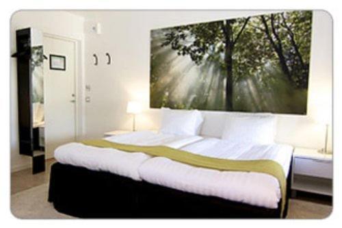 Hotell Tinget Sala Camera foto